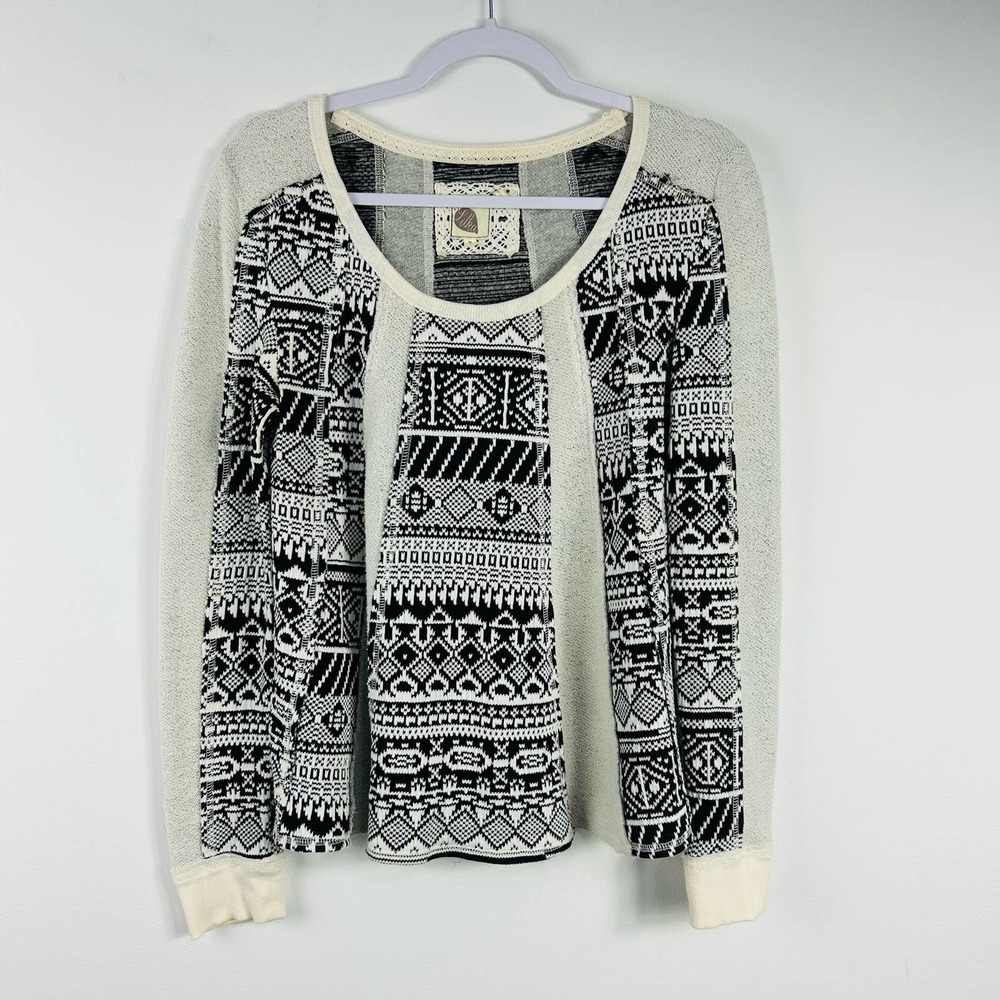 Lilka Anthropologie Black White Pattern Sweater Size Medium